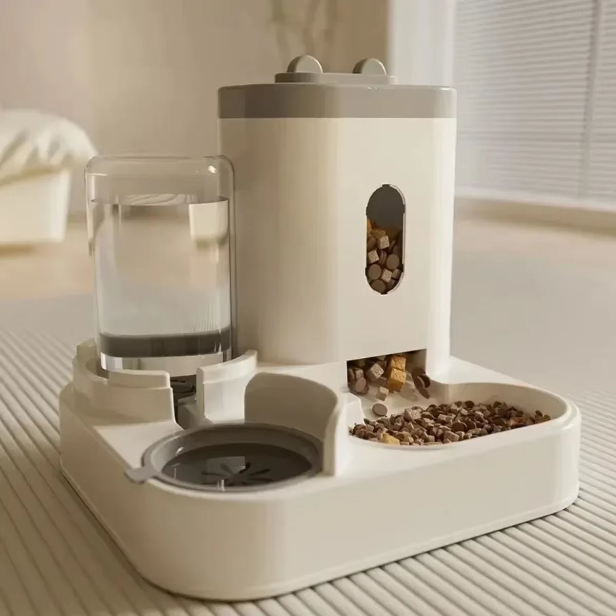 Automatic Pet Feeder With Water Fountain For Cats And Dogs - Ryan's Pawsitive Pet Shoppe